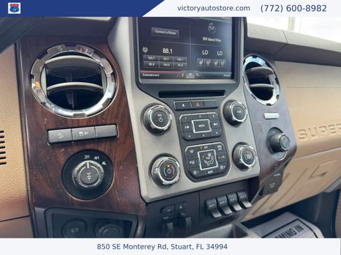Used 2016 Ford F250 Lariat w/ Lariat Ultimate Package AWD/4WD image 34