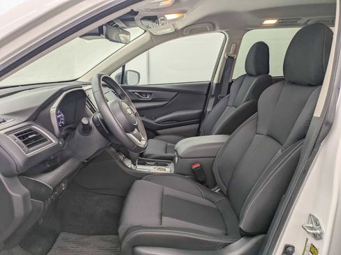 Used 2024 Subaru Ascent Premium w/ Convenience Package image 17