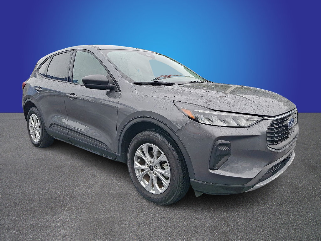 Used 2025 Ford Escape Active AWD/4WD image 3