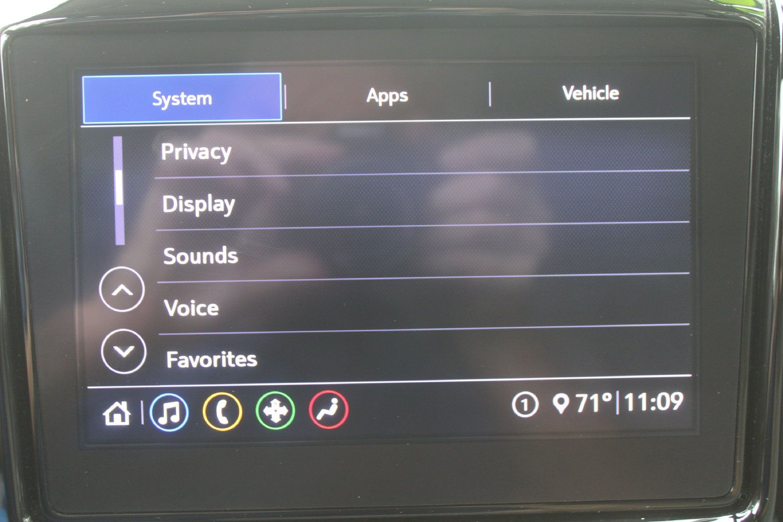 Used 2020 Chevrolet Traverse LT FWD image 49