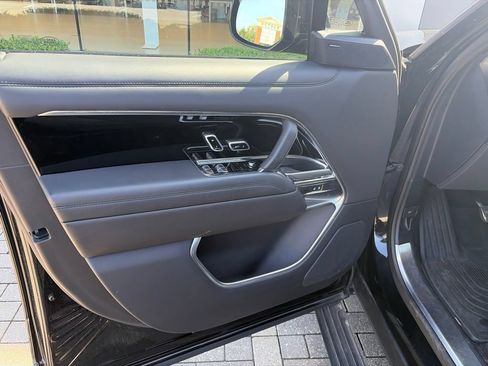 Certified 2023 Land Rover Range Rover SE AWD/4WD image 13
