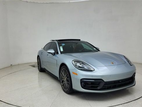 Used 2023 Porsche Panamera Platinum Edition image 64