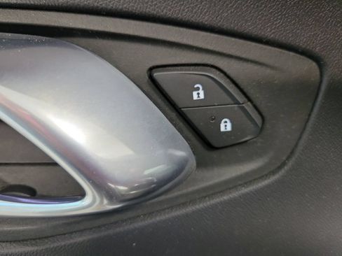 Used 2023 Chevrolet Camaro LT RWD image 27