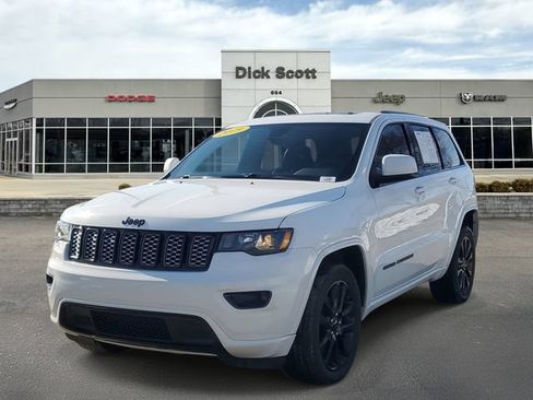 Used 2019 Jeep Grand Cherokee Altitude AWD/4WD image 2