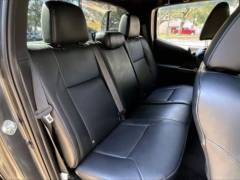 Used 2023 Toyota Tacoma TRD Sport image 22