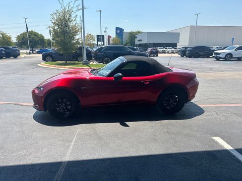Used 2026 MAZDA MX-5 Miata Sport RWD image 10