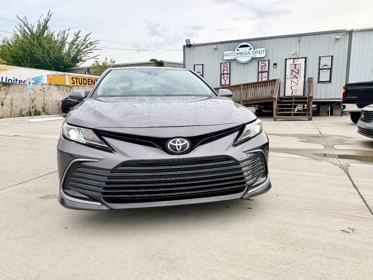 Used 2021 Toyota Camry LE w/ Cold Weather Package AWD/4WD image 9