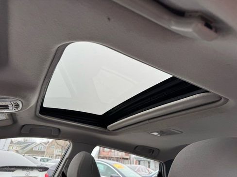 Used 2009 Toyota Matrix XRS image 13