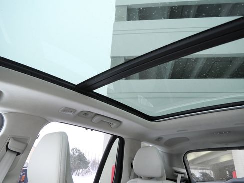 Used 2024 Volvo XC90 T8 Ultimate image 27