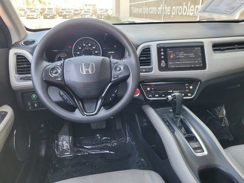 Used 2022 Honda HR-V EX image 21