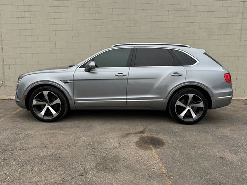 Used 2020 Bentley Bentayga AWD/4WD image 3