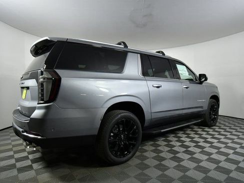 New 2026 Chevrolet Suburban Premier w/ Sun And Tow Package image 10