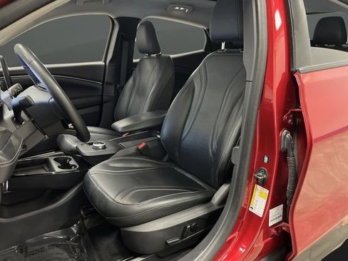 Used 2023 Ford Mustang Mach-E Premium image 4