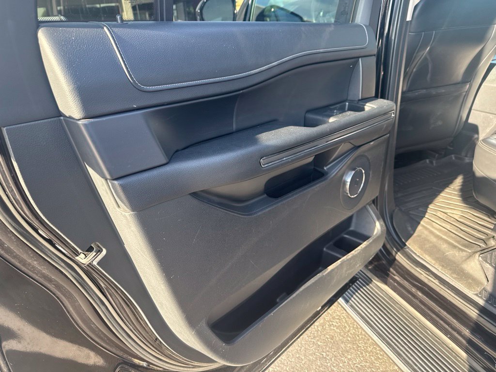 Used 2022 Ford Expedition Max XLT AWD/4WD image 13
