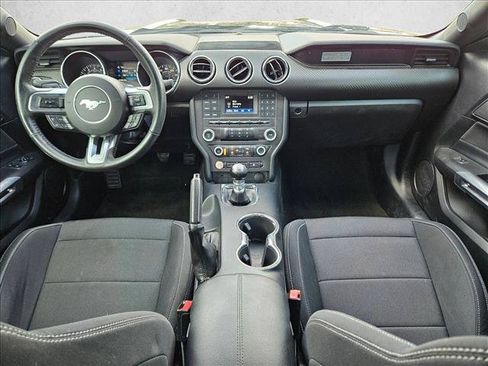 Used 2017 Ford Mustang Coupe RWD image 16