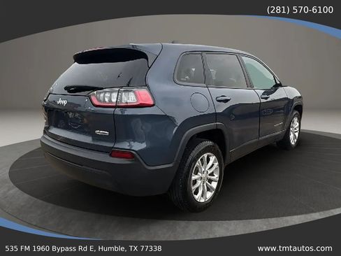 Used 2020 Jeep Cherokee Latitude w/ Cold Weather Group AWD/4WD image 6