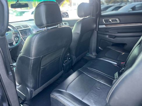 Used 2016 Ford Explorer Limited image 19