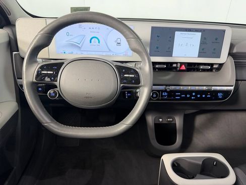 Used 2024 Hyundai Ioniq 5 SEL RWD image 13