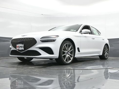 Used 2024 Genesis G70 2.5T image 49