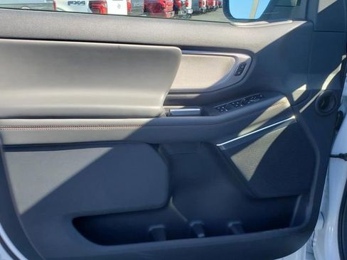 New 2025 Ford Expedition Max Active image 28