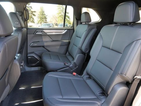 New 2026 GMC Acadia Elevation w/ Elevation Premium Package AWD/4WD image 34