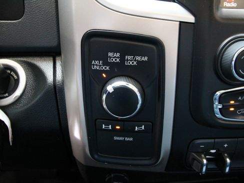 Used 2014 RAM 2500 Power Wagon w/ Luxury Group AWD/4WD image 34