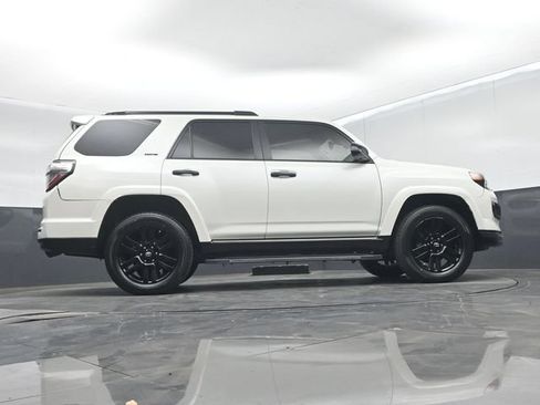 Used 2021 Toyota 4Runner Nightshade AWD/4WD image 53