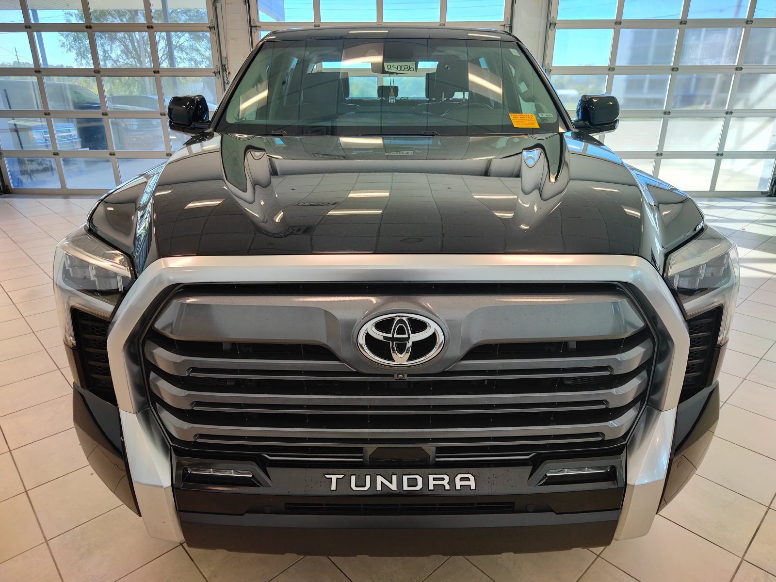Used 2023 Toyota Tundra Limited AWD/4WD image 8