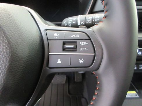Used 2025 Honda CR-V Sport-L image 16