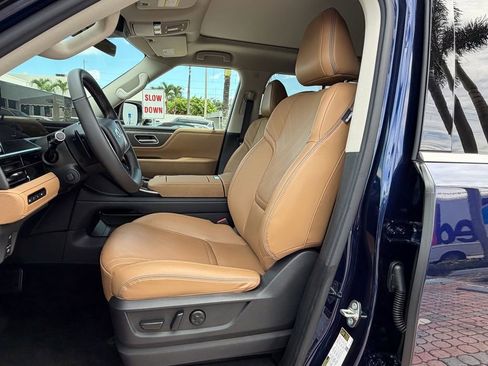 Used 2026 INFINITI QX80 Luxe w/ Exterior Package RWD image 12