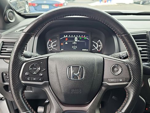 Used 2023 Honda Passport TrailSport image 21