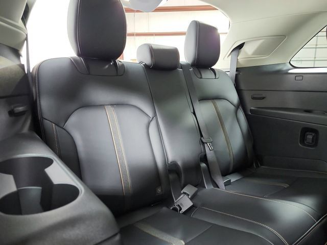 Used 2026 MAZDA CX-90 3.3 Turbo w/ Select Package AWD/4WD image 40