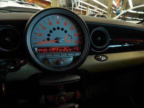 Used 2010 MINI Cooper S image 24