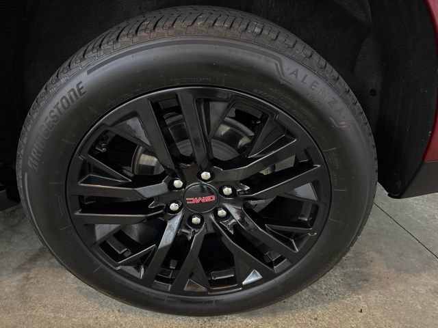 Used 2023 GMC Yukon SLT w/ SLT Premium Package AWD/4WD image 8