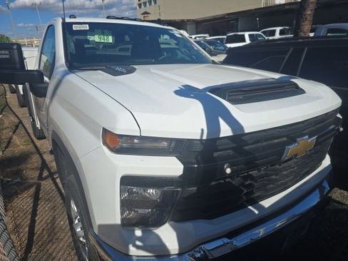 New 2025 Chevrolet Silverado 2500 W/T w/ WT Convenience Package image 2