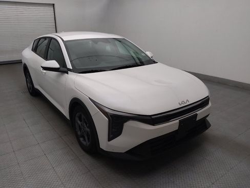 Used 2025 Kia K4 FWD image 13