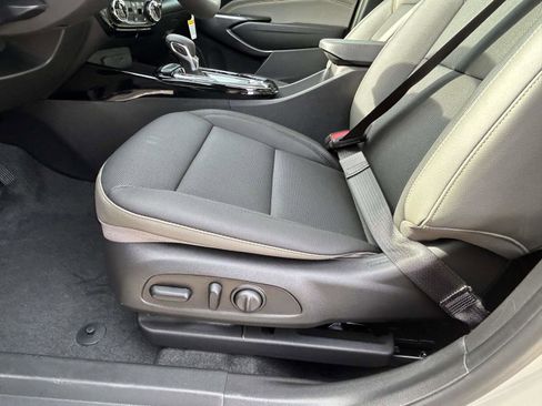 New 2026 Chevrolet Trax ACTIV w/ Sunroof Package image 18