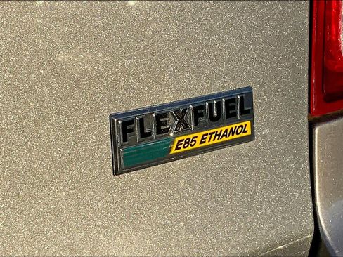 Used 2019 Dodge Grand Caravan SE w/ UConnect Hands-Free Group image 7