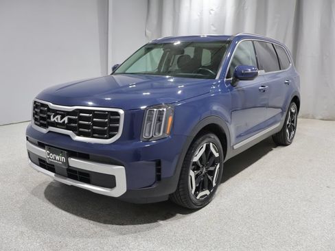 Used 2025 Kia Telluride S AWD/4WD image 6