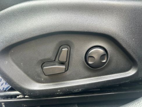 Used 2022 Jeep Compass Limited w/ Sun and Sound Group image 22