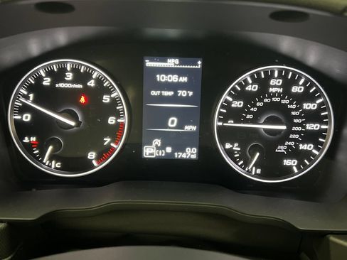 Used 2026 Subaru Forester Premium AWD/4WD image 18