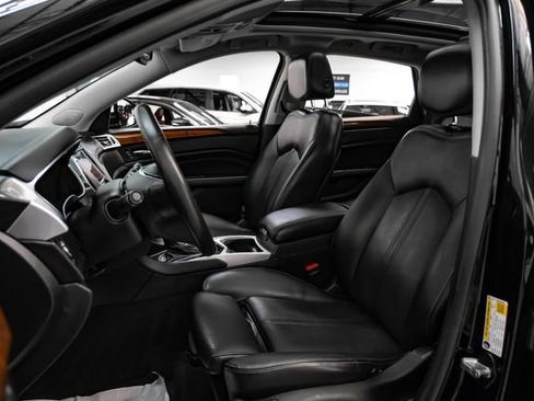 Used 2016 Cadillac SRX Performance w/ Driver Awareness Package FWD image 31