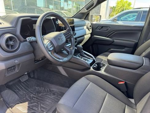 Used 2023 Chevrolet Colorado Trail Boss w/ Advanced Trailering Package AWD/4WD image 5