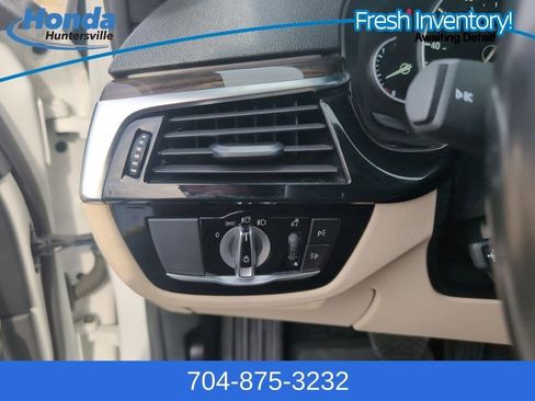 Used 2019 BMW 530i w/ Convenience Package image 24