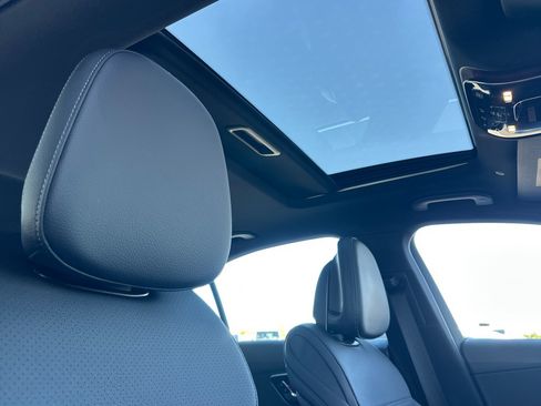 New 2026 Mercedes-Benz C 300 Sedan image 16