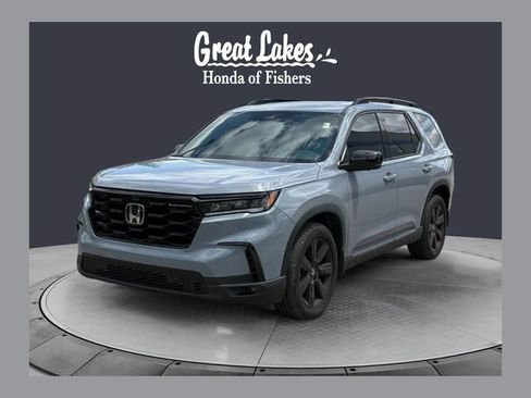 Used 2025 Honda Pilot Black Edition image 1