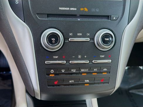 Used 2019 Lincoln MKC Premiere FWD image 15