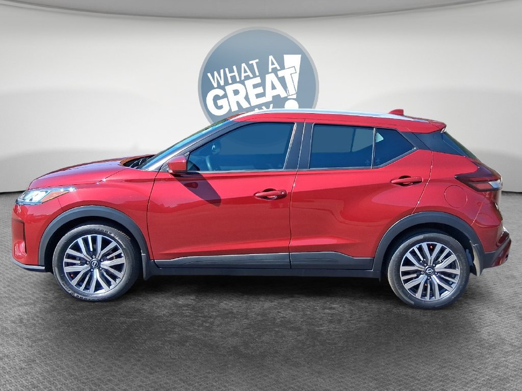Used 2022 Nissan Kicks SV FWD image 7