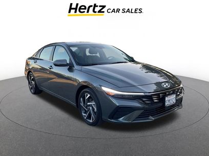 Used 2025 Hyundai Elantra Limited