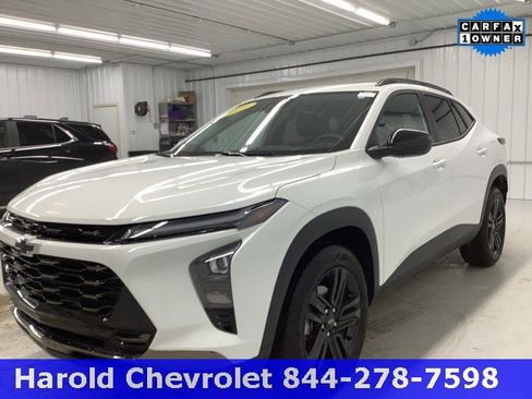 Certified 2025 Chevrolet Trax ACTIV w/ Driver Confidence Package image 3